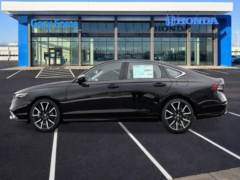 New 2026 Honda Accord Touring image 2