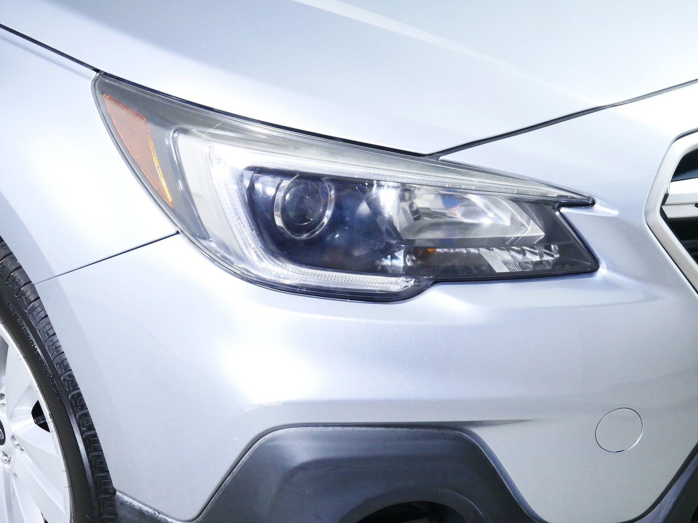 Used 2019 Subaru Outback 2.5i AWD/4WD image 16