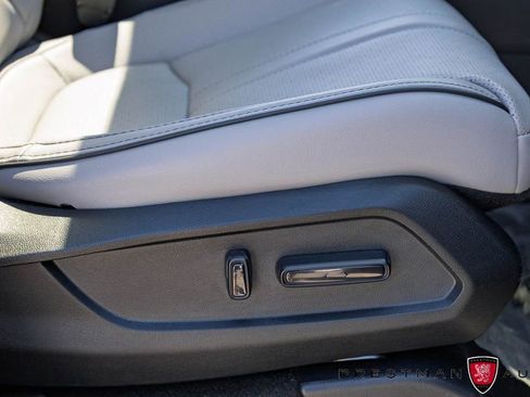 Used 2025 Honda Pilot Elite image 25