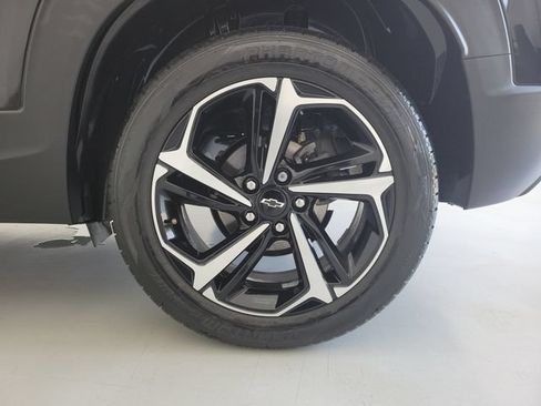 Used 2023 Chevrolet TrailBlazer RS FWD image 12