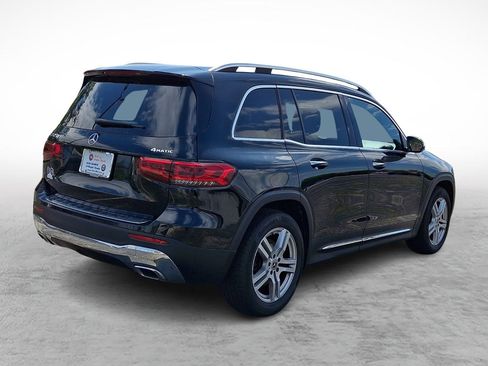 Used 2023 Mercedes-Benz GLB 250 4MATIC image 5