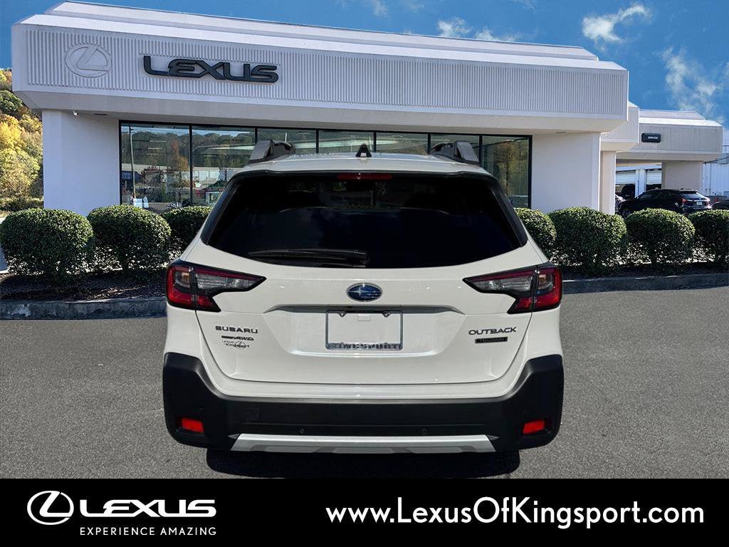 Used 2024 Subaru Outback Touring AWD/4WD image 4