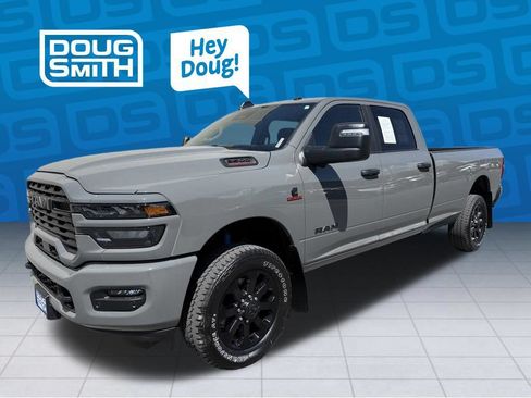 Used 2026 RAM 3500 Big Horn AWD/4WD image 1
