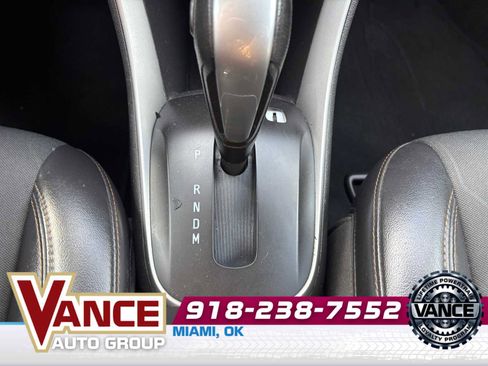 Used 2019 Chevrolet Trax LT w/ LT Convenience Package image 22