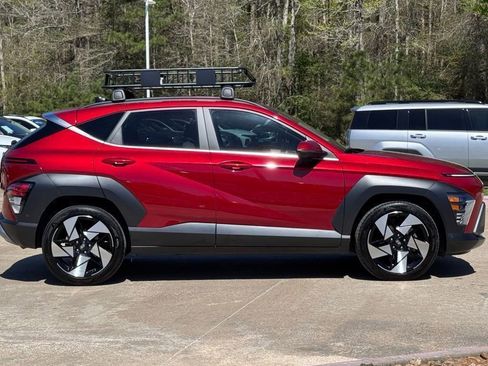 Used 2025 Hyundai Kona Limited FWD image 10