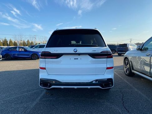 New 2026 BMW X7 xDrive40i w/ M Sport Package image 3