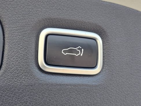 Used 2019 Kia Stinger GT2 AWD/4WD image 28