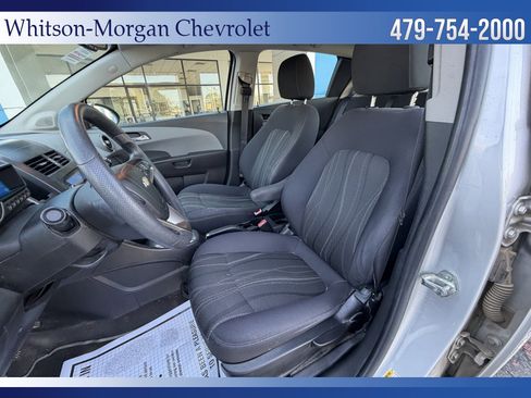 Used 2013 Chevrolet Sonic LT image 9