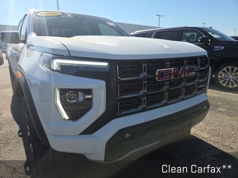 Used 2025 GMC Canyon AT4 w/ Nightfall Edition AWD/4WD image 2