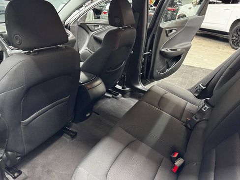 Used 2020 Chevrolet Malibu LS image 40