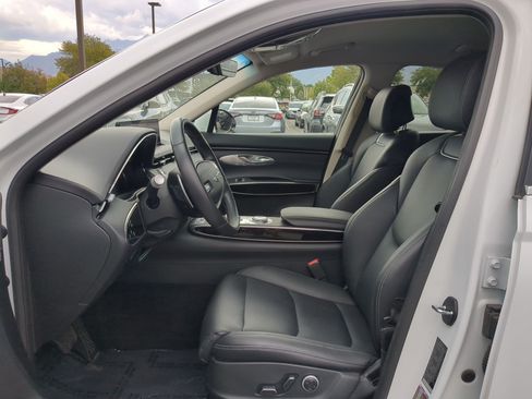 Used 2025 Genesis GV70 2.5T AWD/4WD image 18