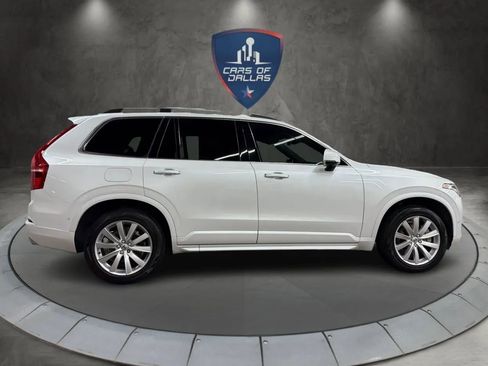 Used 2017 Volvo XC90 T6 Momentum w/ Vision Package AWD/4WD image 6