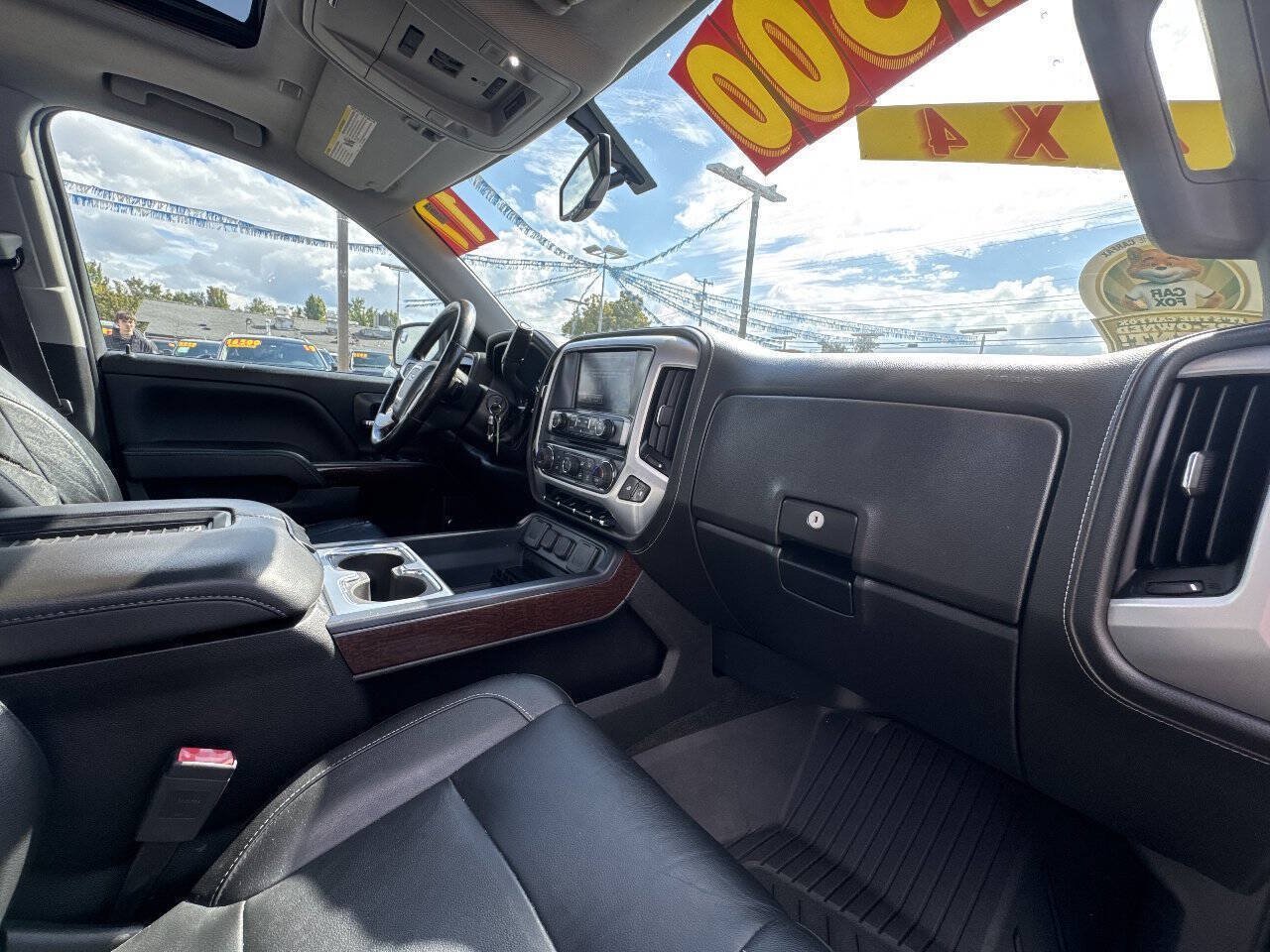 Used 2017 GMC Sierra 1500 SLT w/ SLT Premium Package AWD/4WD image 5
