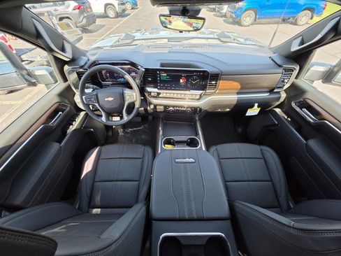 New 2026 Chevrolet Silverado 2500 High Country w/ High Country Premium Package AWD/4WD image 29