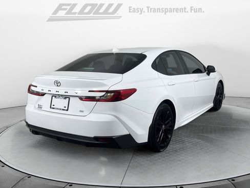 Certified 2025 Toyota Camry SE image 8