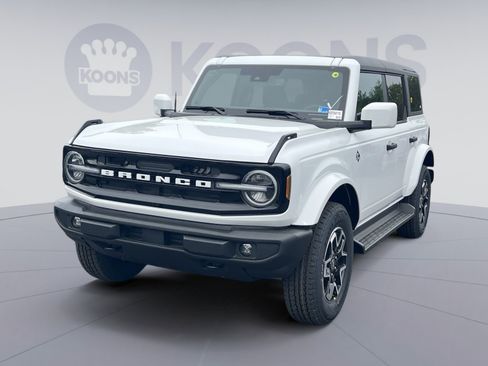 New 2026 Ford Bronco Outer Banks AWD/4WD image 5
