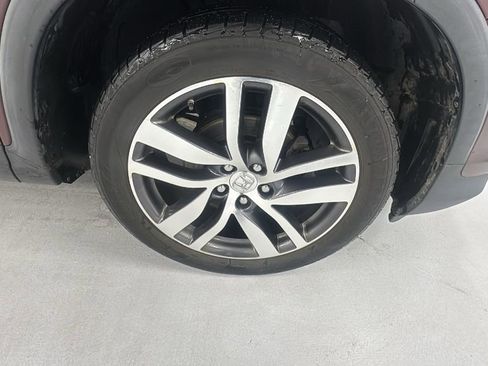 Used 2016 Honda Pilot Touring image 9