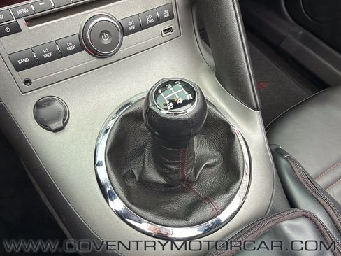 Used 2008 Pontiac Solstice GXP w/ Premium Package RWD image 17