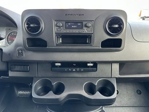 Used 2026 Mercedes-Benz Sprinter 144 Cargo image 16