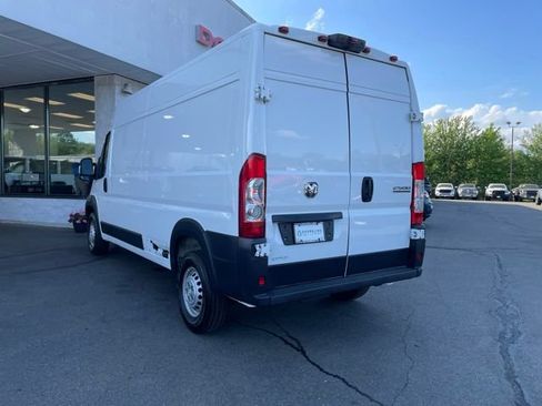 Used 2025 RAM ProMaster 2500 w/ Convenience Group FWD image 8