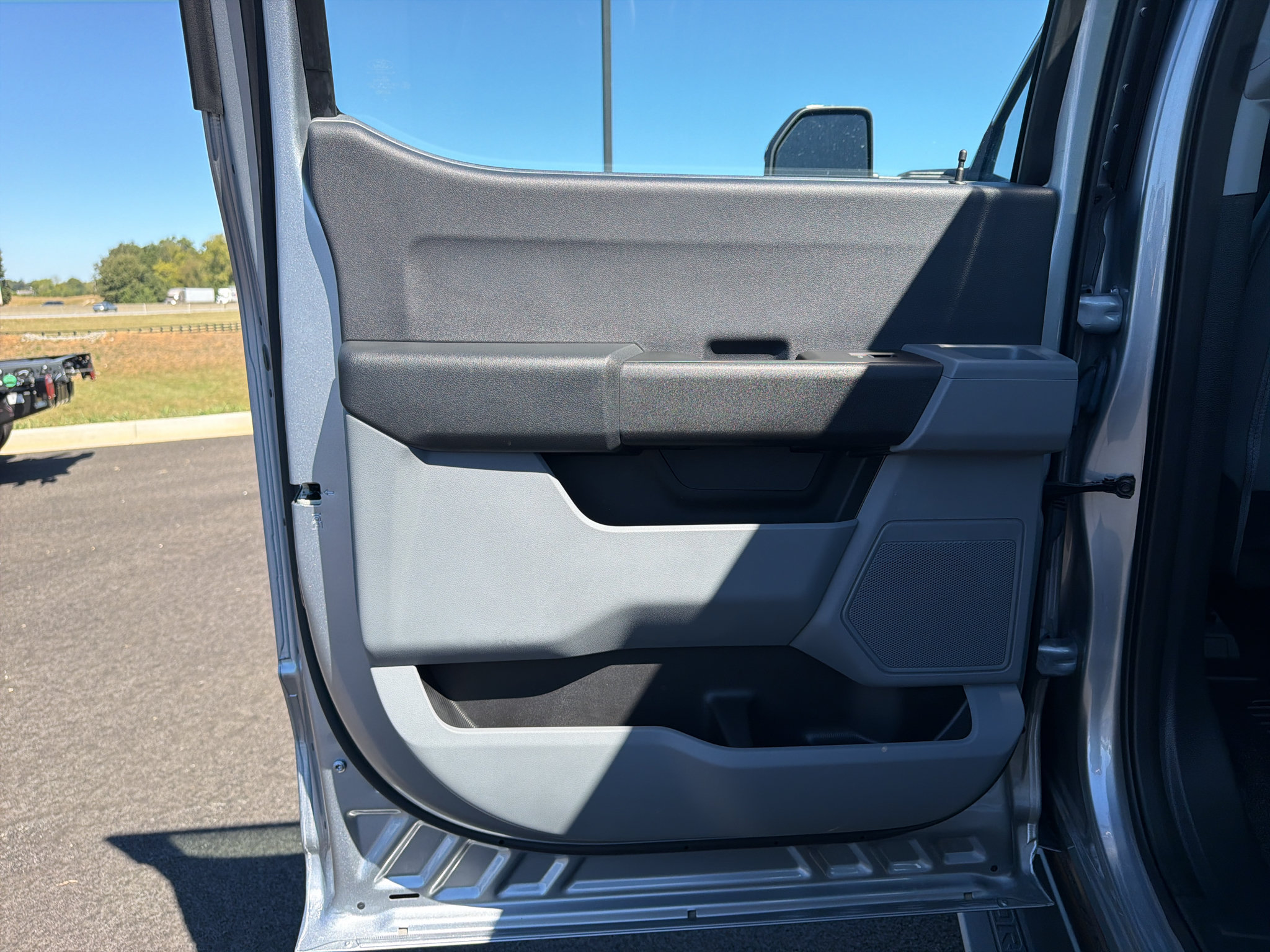 Used 2023 Ford F350 XL AWD/4WD image 34