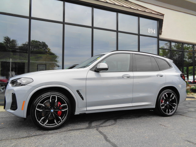 Used 2024 BMW X3 xDrive30i AWD/4WD image 1