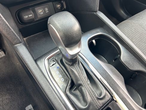 Used 2019 Hyundai Santa Fe SE FWD image 15