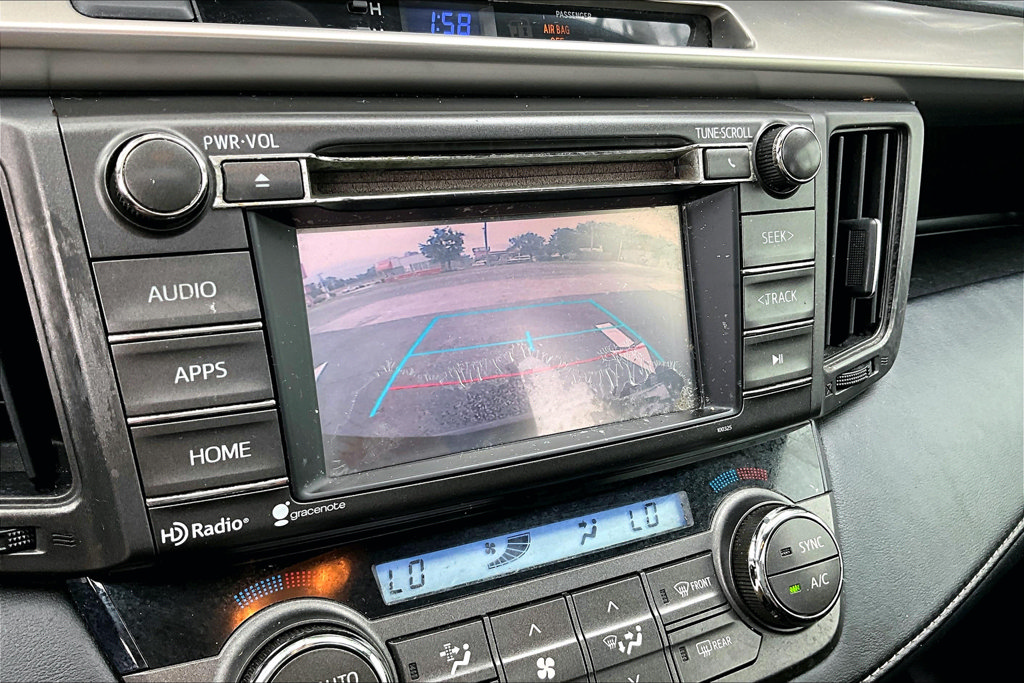 Used 2015 Toyota RAV4 XLE FWD image 14