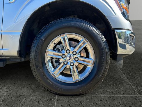 Used 2024 Ford F150 XLT w/ Tow/Haul Package image 9