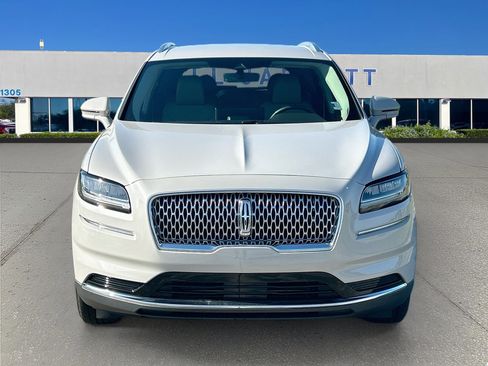 Used 2023 Lincoln Nautilus FWD w/ Premium Package image 2