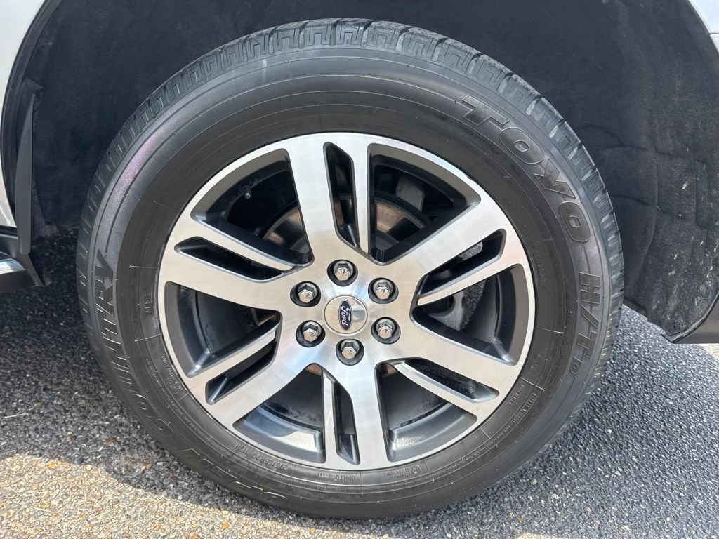 Used 2023 Ford Expedition XLT RWD image 10