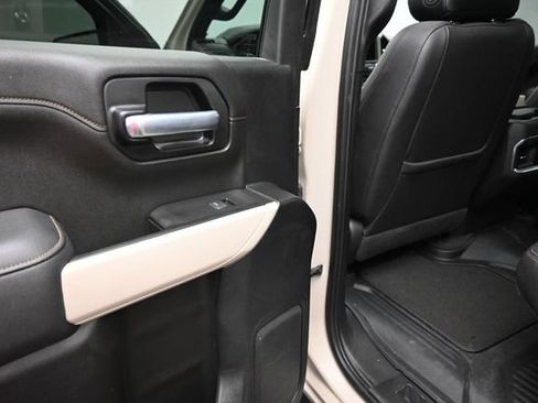 Used 2021 GMC Sierra 1500 AT4 w/ AT4 Premium Package AWD/4WD image 17