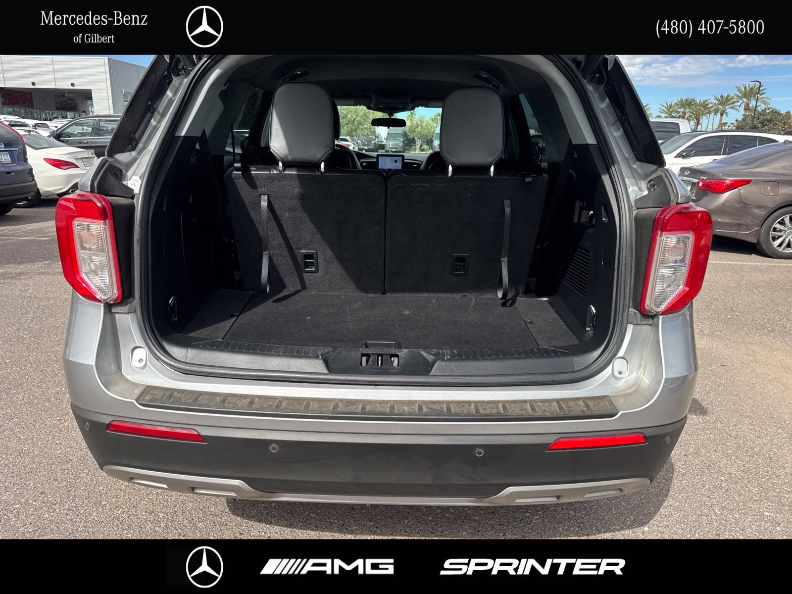 Used 2023 Ford Explorer XLT w/ Equipment Group 202A AWD/4WD image 8