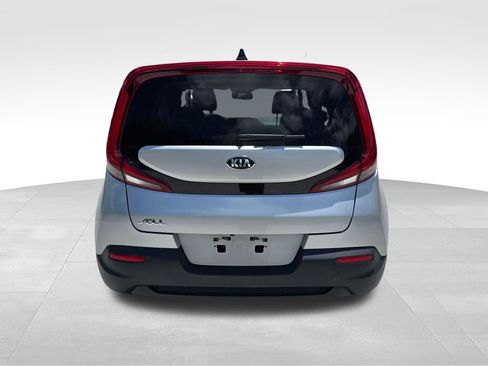 Used 2020 Kia Soul LX FWD image 13