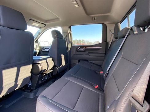 New 2026 Chevrolet Silverado 1500 LT w/ Z71 Off-Road Package image 21