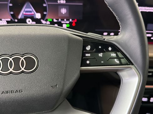Certified 2025 Audi Q5 Premium w/ Convenience Package AWD/4WD image 25