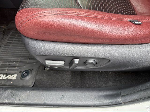 Used 2019 Toyota RAV4 XLE w/ Convenience Package AWD/4WD image 20