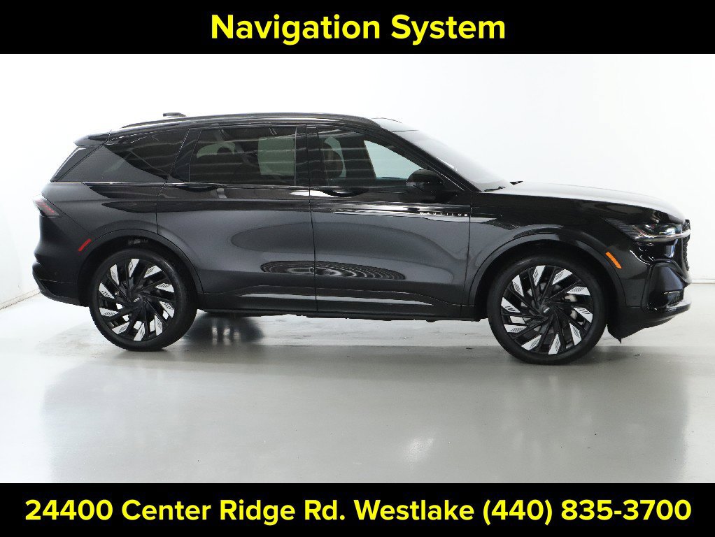 Certified 2024 Lincoln Nautilus Reserve w/ Equipment Group 202A AWD/4WD image 11