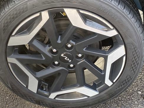 Used 2024 Kia Seltos SX image 25