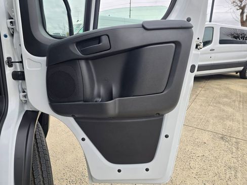 Used 2025 RAM ProMaster 2500 image 21