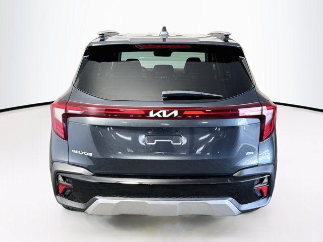 Certified 2024 Kia Seltos SX w/ SX Sunroof Package AWD/4WD image 6