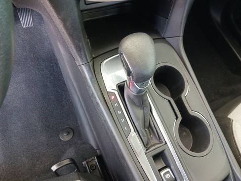Used 2023 Chevrolet Equinox LS FWD image 31