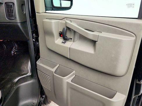 Used 2024 Chevrolet Express 2500 w/ Driver Convenience Package image 27