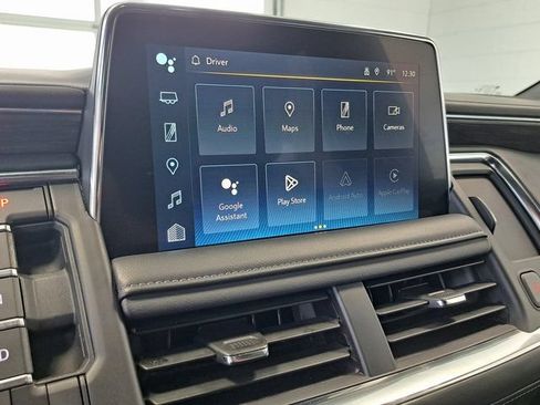 Used 2024 Chevrolet Suburban LT AWD/4WD image 15