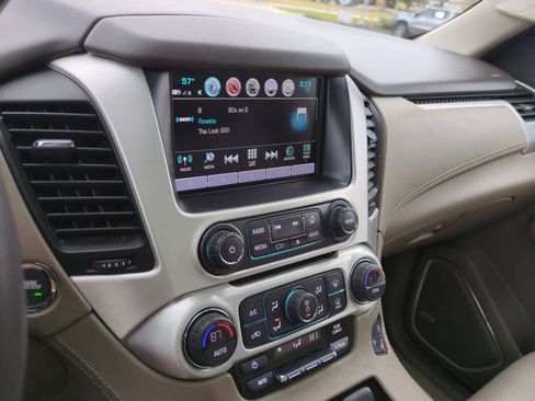 Used 2020 GMC Yukon XL SLT w/ Open Road Package image 30