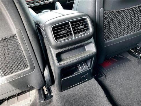 Used 2023 Mercedes-Benz GLE 450 4MATIC image 25