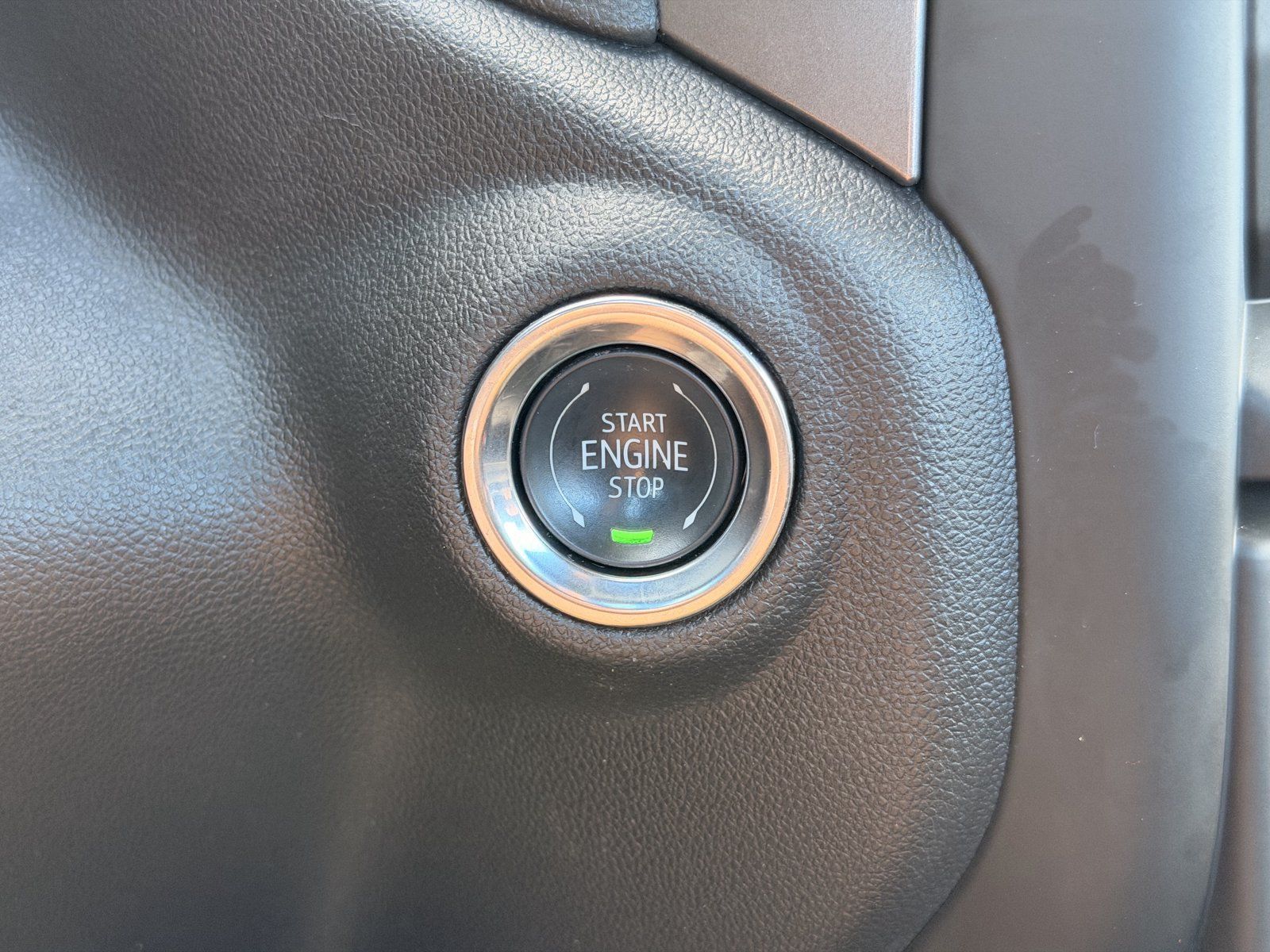 Used 2025 Chevrolet Silverado 1500 W/T RWD image 29