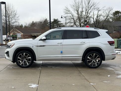 New 2026 Volkswagen Atlas SEL Premium R-Line image 18