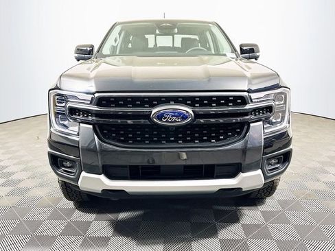 Used 2024 Ford Ranger Lariat w/ Trailer Tow Package image 3