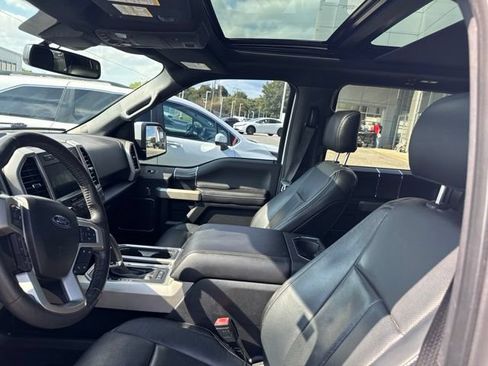 Used 2018 Ford F150 Lariat w/ Equipment Group 502A Luxury AWD/4WD image 13